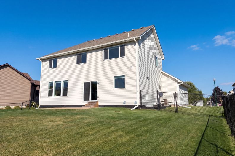Photo 38 of 42 of 4595 196th St W, Farmington, MN