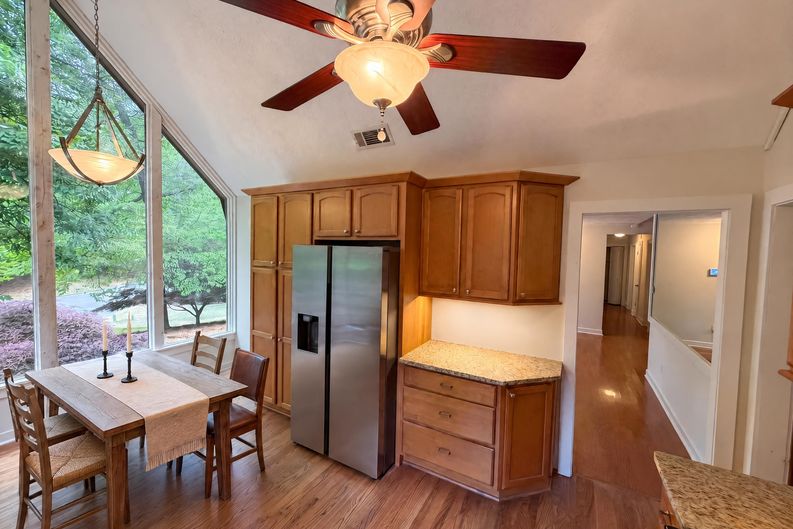 Photo 7 of 53 of 4958 Scotts Creek Trl, Peachtree Corners, GA