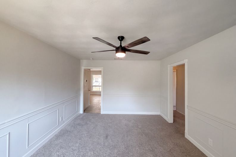 Photo 3 of 19 of 2331 Royal Dr, Garland, TX