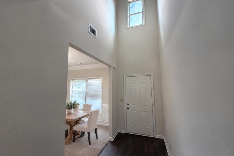Photo 32 of 41 of 821 Walnut Woods Dr, Braselton, GA