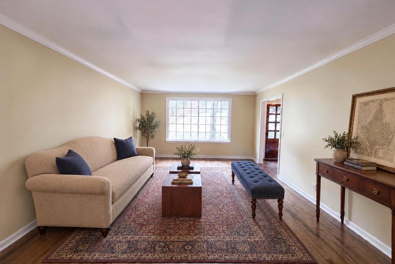Photo 4 of 27 of 840 Highland Crest Dr, Nashville, TN