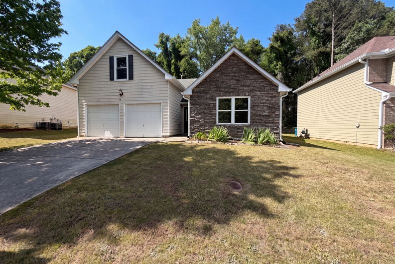 Photo 17 of 21 of 345 Espana St, Atlanta, GA