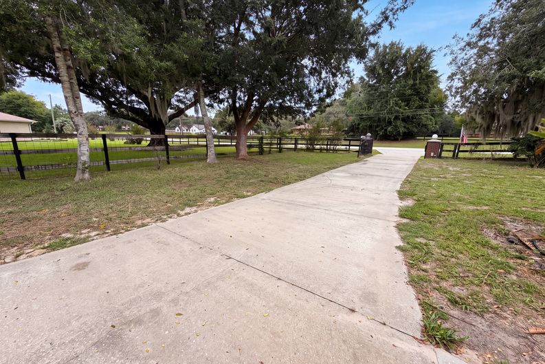 Photo 49 of 53 of 5082 SW 31st St, Ocala, FL