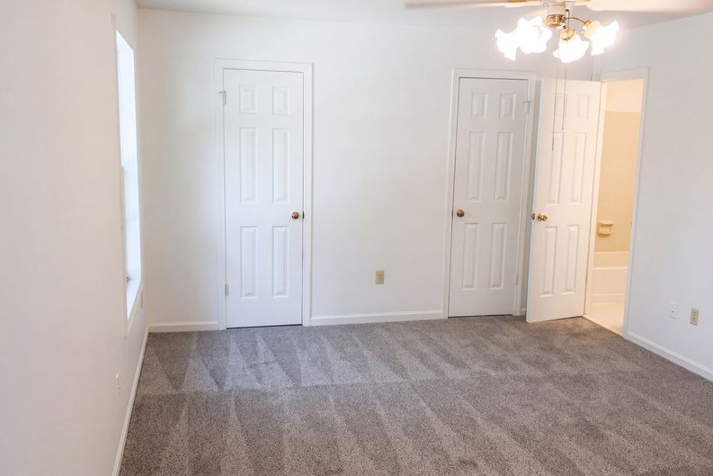 Photo 9 of 18 of 3798 Fern Ridge Rd, Memphis, TN