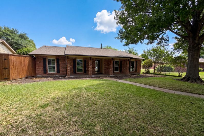 Photo 18 of 28 of 6302 Zanes Ct, Plano, TX