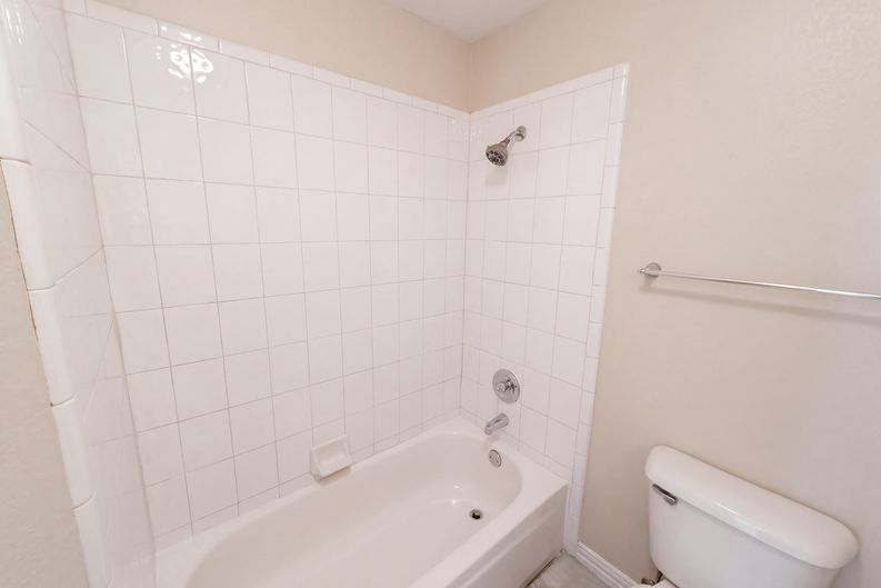 Photo 20 of 29 of 9313 Dosier Cv W, Fort Worth, TX