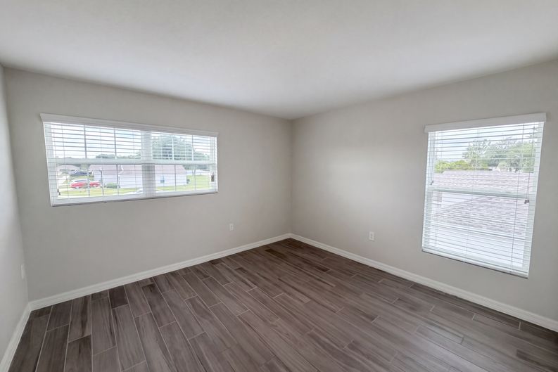 Photo 12 of 29 of 4510 Penkert Pl, Lakeland, FL