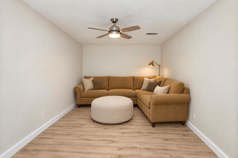 Photo 19 of 32 of 6503 Providence River Ln, Katy, TX