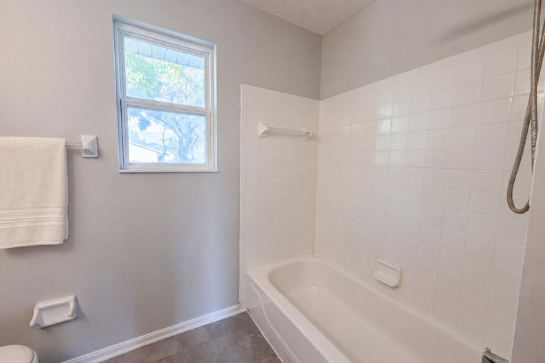 Photo 14 of 31 of 4320 Pheasant Trail Ct, Liberty Twp, OH