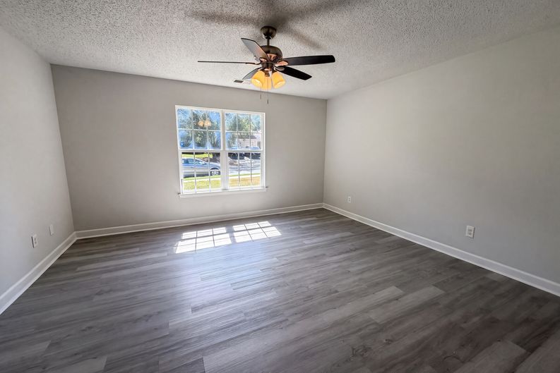 Photo 8 of 16 of 2223 Mancke Dr, Rock Hill, SC