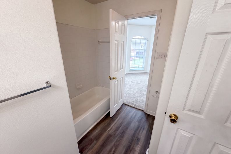 Photo 33 of 38 of 20610 Wren Hollow Way, Humble, TX