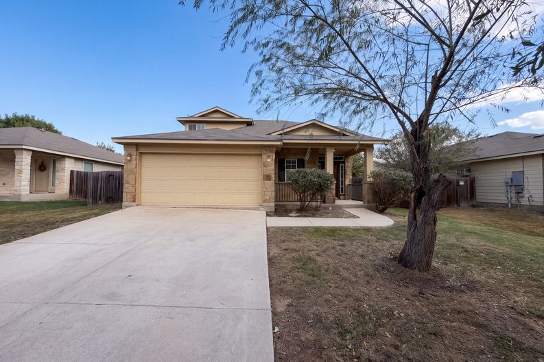 Photo 17 of 22 of 2535 Fayette Dr, New Braunfels, TX