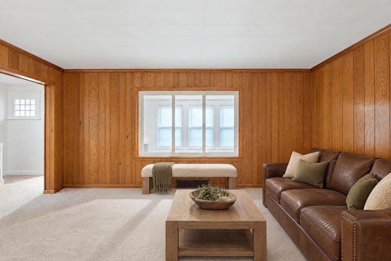 Photo 11 of 44 of 4202 Gifford Ave, Cleveland, OH