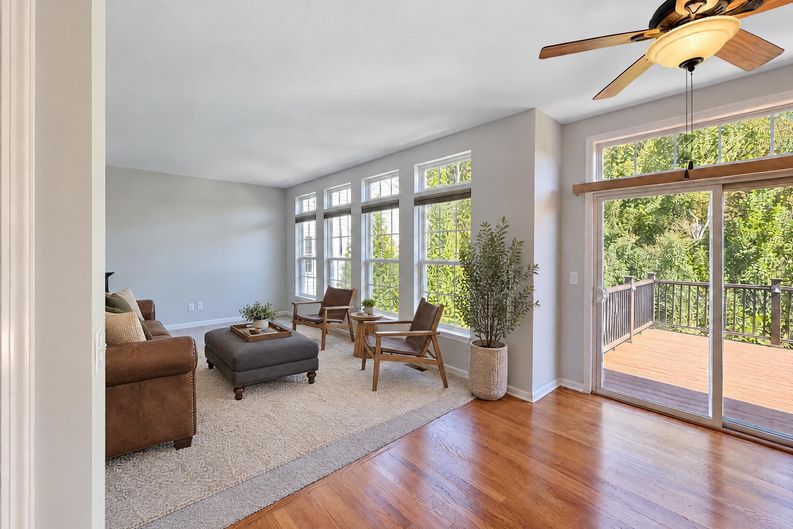 Photo 4 of 23 of 5240 Terrace Ridge Dr, Milford, OH