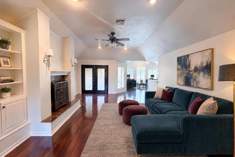 Photo 3 of 16 of 2801 Wickersham Dr, Temple, TX