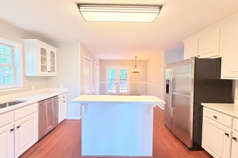 Photo 15 of 24 of 608 Beechtree Ct, Burns, TN