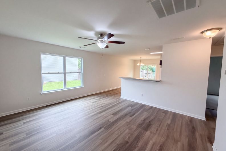 Photo 7 of 14 of 168 Brittondale Rd, Summerville, SC