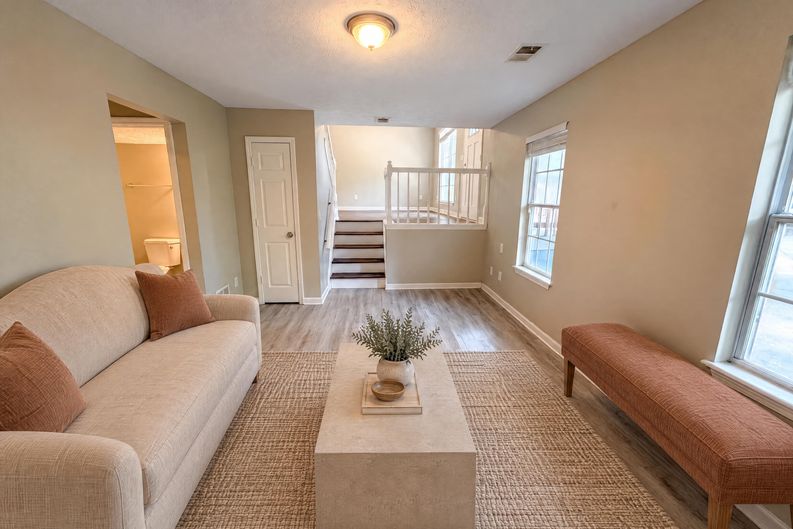 Photo 3 of 19 of 5067 Redan Rd, Stone Mountain, GA