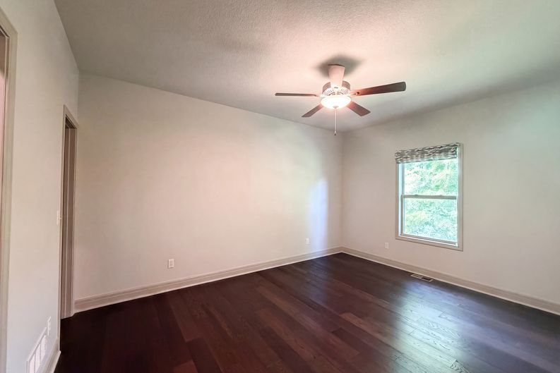 Photo 10 of 34 of 7540 N Amity Ave, Kansas City, MO
