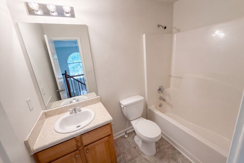 Photo 20 of 26 of 7425 Bodnant Dr, Fairburn, GA