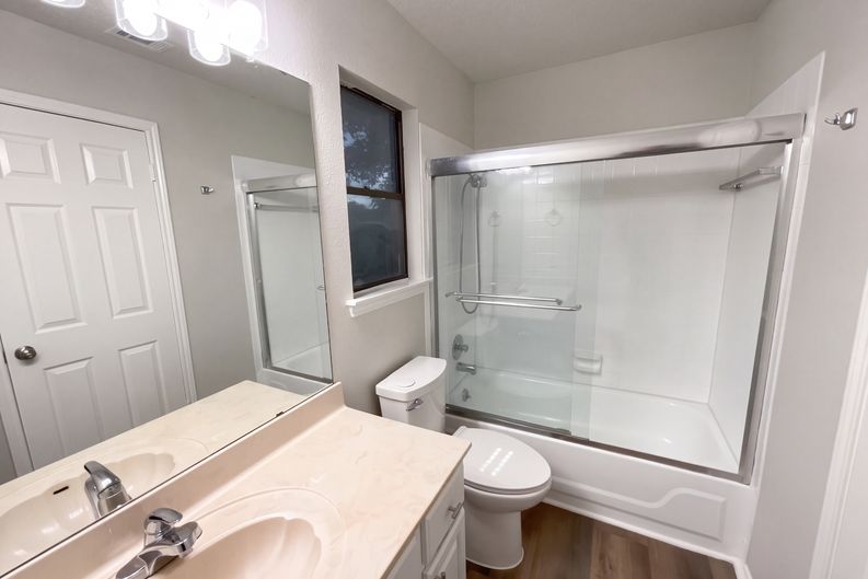 Photo 14 of 22 of 7724 Benbrook, San Antonio, TX