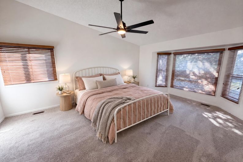 Photo 11 of 39 of 20890 E Sussex Ct, Parker, CO