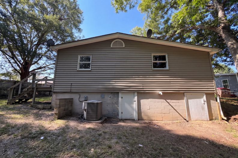 Photo 5 of 17 of 1610 Martin Ave, Gastonia, NC