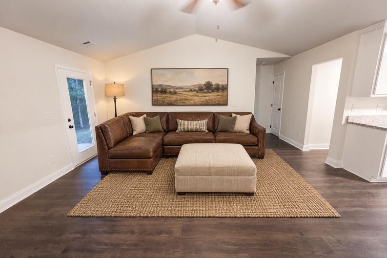 Photo 6 of 17 of 174 Pecan St, Danielsville, GA
