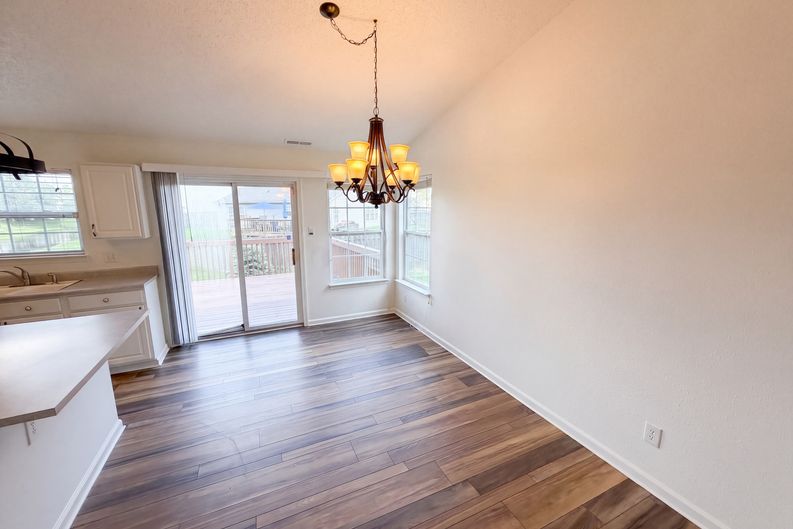 Photo 5 of 24 of 12134 Brushfield Ln, Fishers, IN