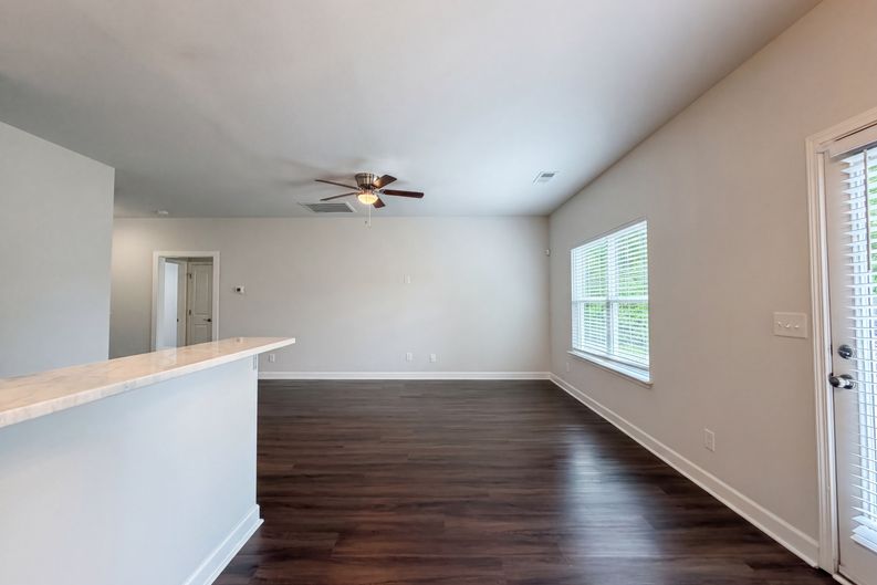 Photo 8 of 16 of 5704 Woodard St, Charlotte, NC