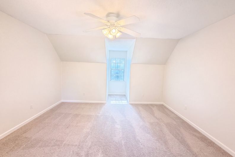 Photo 10 of 21 of 7161 Roper Rd, Trussville, AL