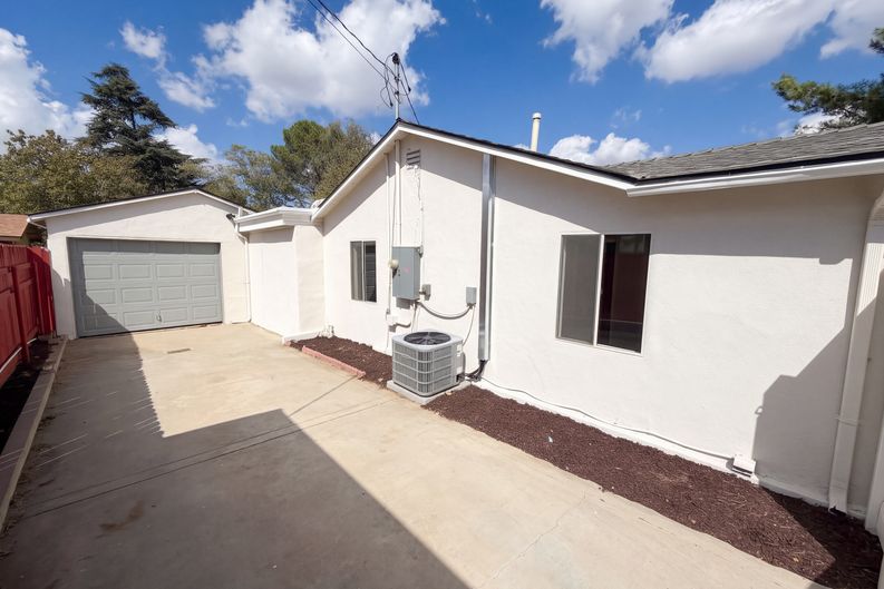 Photo 16 of 17 of 1105 Edgar Ave, Beaumont, CA