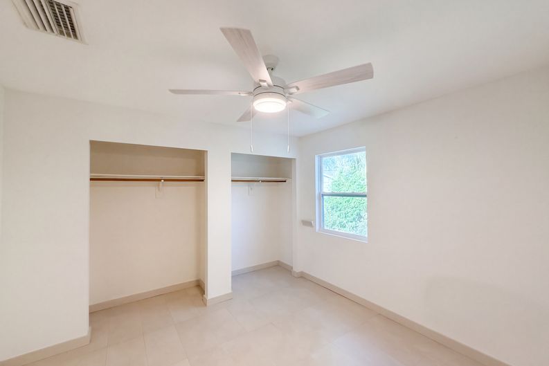 Photo 10 of 15 of 34390 Orchid Pkwy, Dade City, FL