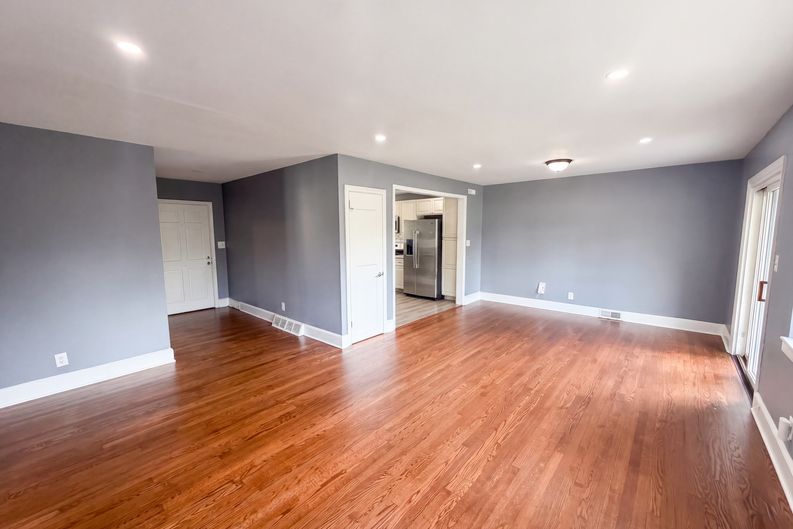 Photo 3 of 17 of 410 Pekoe Ave, Durham, NC