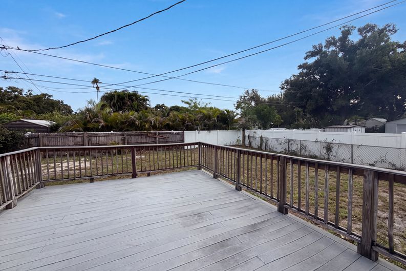 Photo 31 of 32 of 6129 5th Ave N, Saint Petersburg, FL