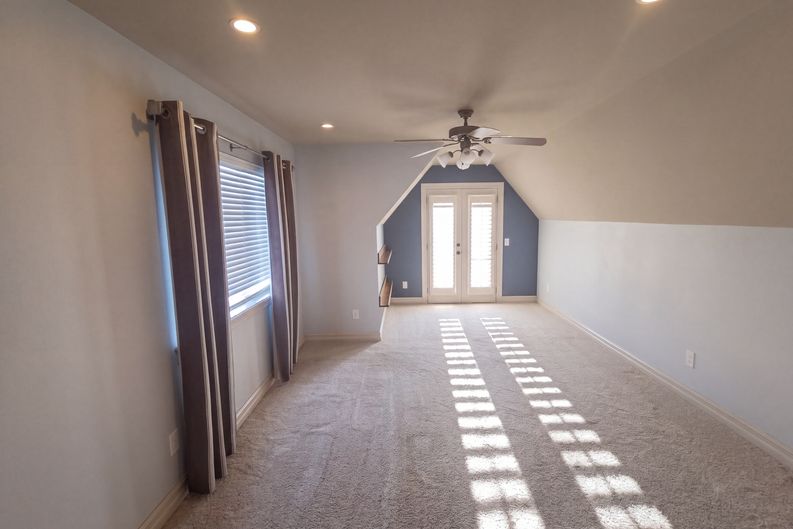 Photo 16 of 18 of 3908 N Pine Ave, Broken Arrow, OK