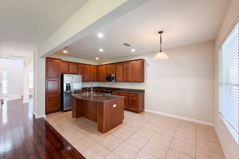 Photo 12 of 36 of 13228 Roskin Ln, Windermere, FL