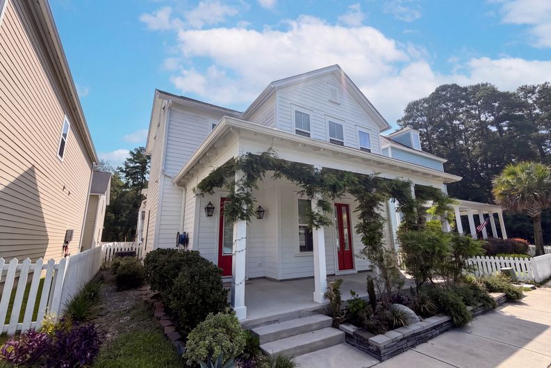 Photo 22 of 26 of 2021 Codorus Ln, Hanahan, SC