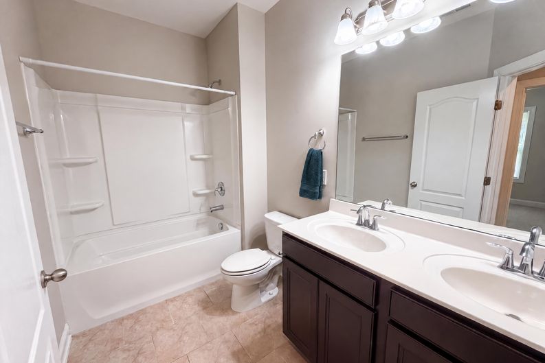 Photo 12 of 16 of 109 Belle Plain Dr, Morrisville, NC