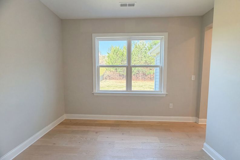 Photo 10 of 20 of 5016 Watercrest Trl, Belmont, NC