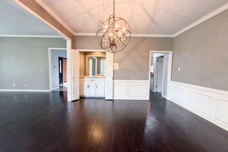 Photo 9 of 26 of 2717 Wickersham Dr, Temple, TX