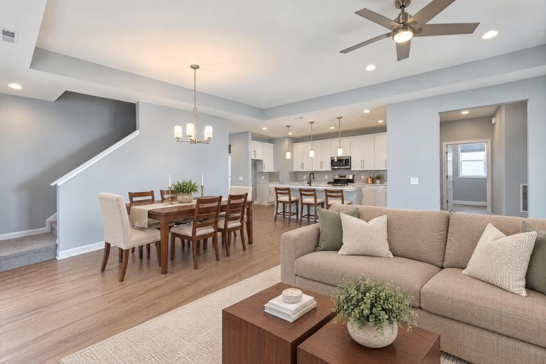 Photo 5 of 23 of 4897 Arena Ct, Liberty Twp, OH