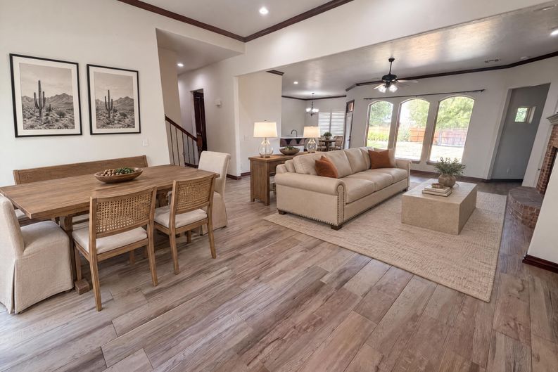 Photo 3 of 25 of 1017 W Camellia Way, Mustang, OK