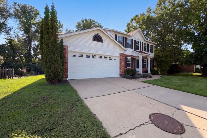 Photo 27 of 30 of 923 Keeneland Rd, Florissant, MO