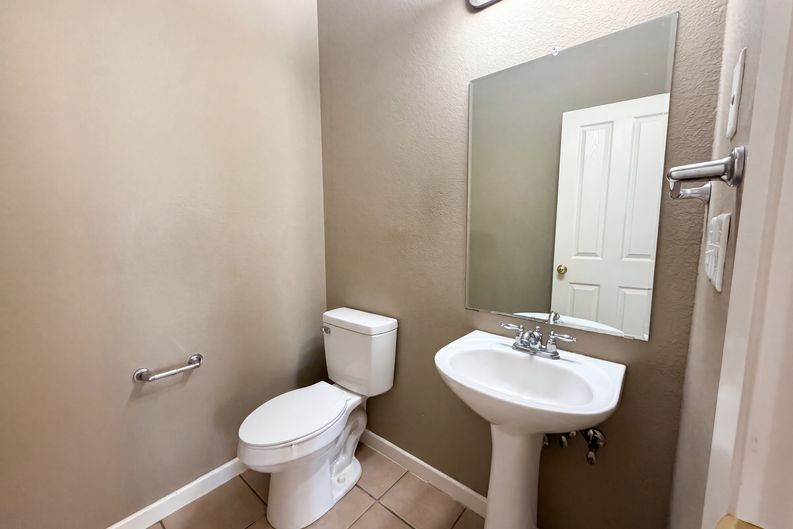 Photo 6 of 23 of 2513 Milagro Ridge Ct NE, Rio Rancho, NM