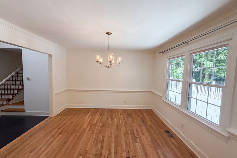 Photo 9 of 24 of 112 Queensferry Rd, Cary, NC