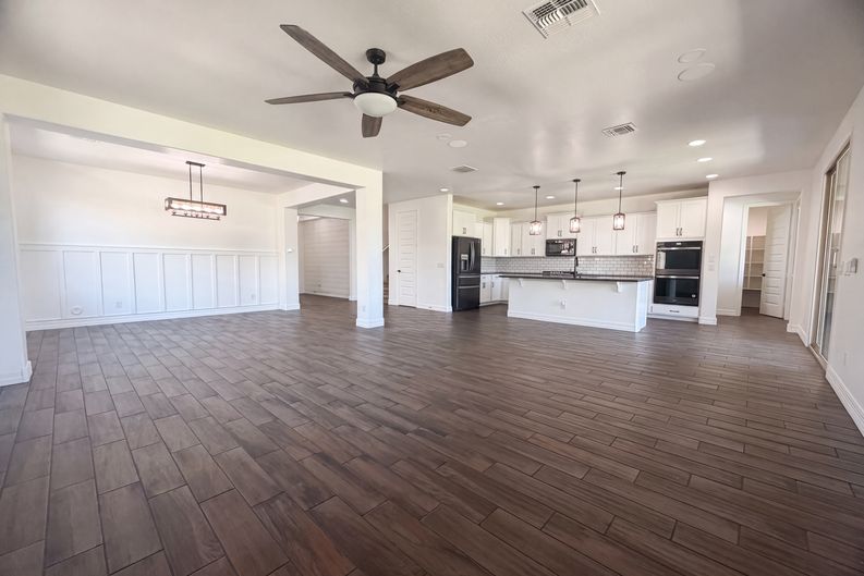 Photo 3 of 23 of 2166 W Madisen Marie Ave, San Tan Valley, AZ