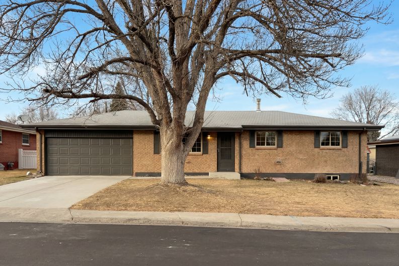 Photo 11 of 49 of 1027 N 1st St, Johnstown, CO