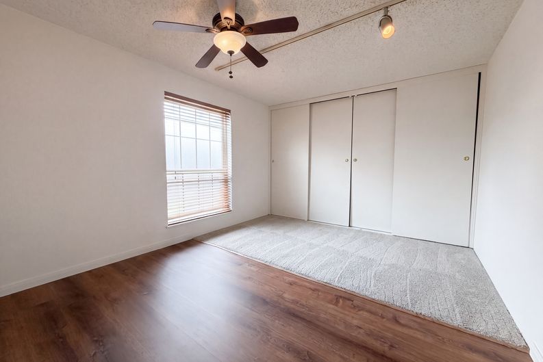 Photo 4 of 19 of 2503 McCue Rd, Houston, TX