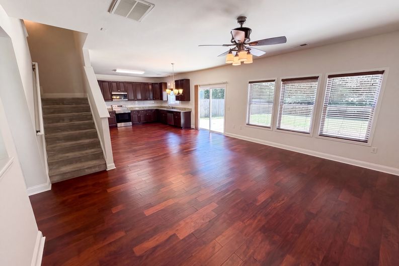 Photo 3 of 25 of 14021 Pinyon Pine Ln, Charlotte, NC